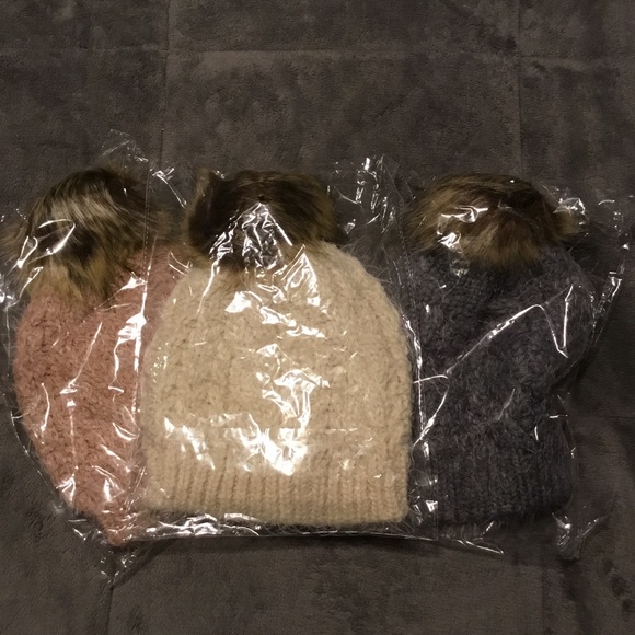 Fuzzy Beanies w/ Faux fur Pom Pom - Picture 5 of 5